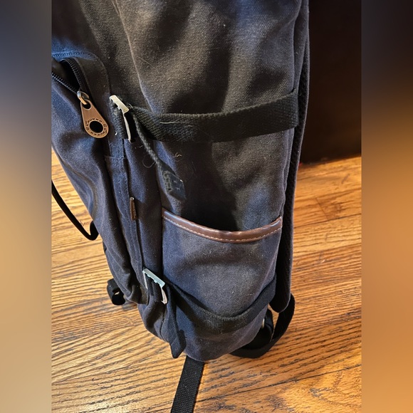 Kaukko Unisex Hiking Backpack - Picture 4 of 5